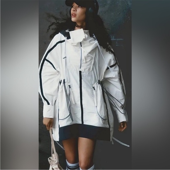 Free People Peace Out Backpack Parachute Parka. NWT. Ivory. - Picture 7 of 11